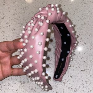 LELE SADOUGHI- mauve leather with pearls